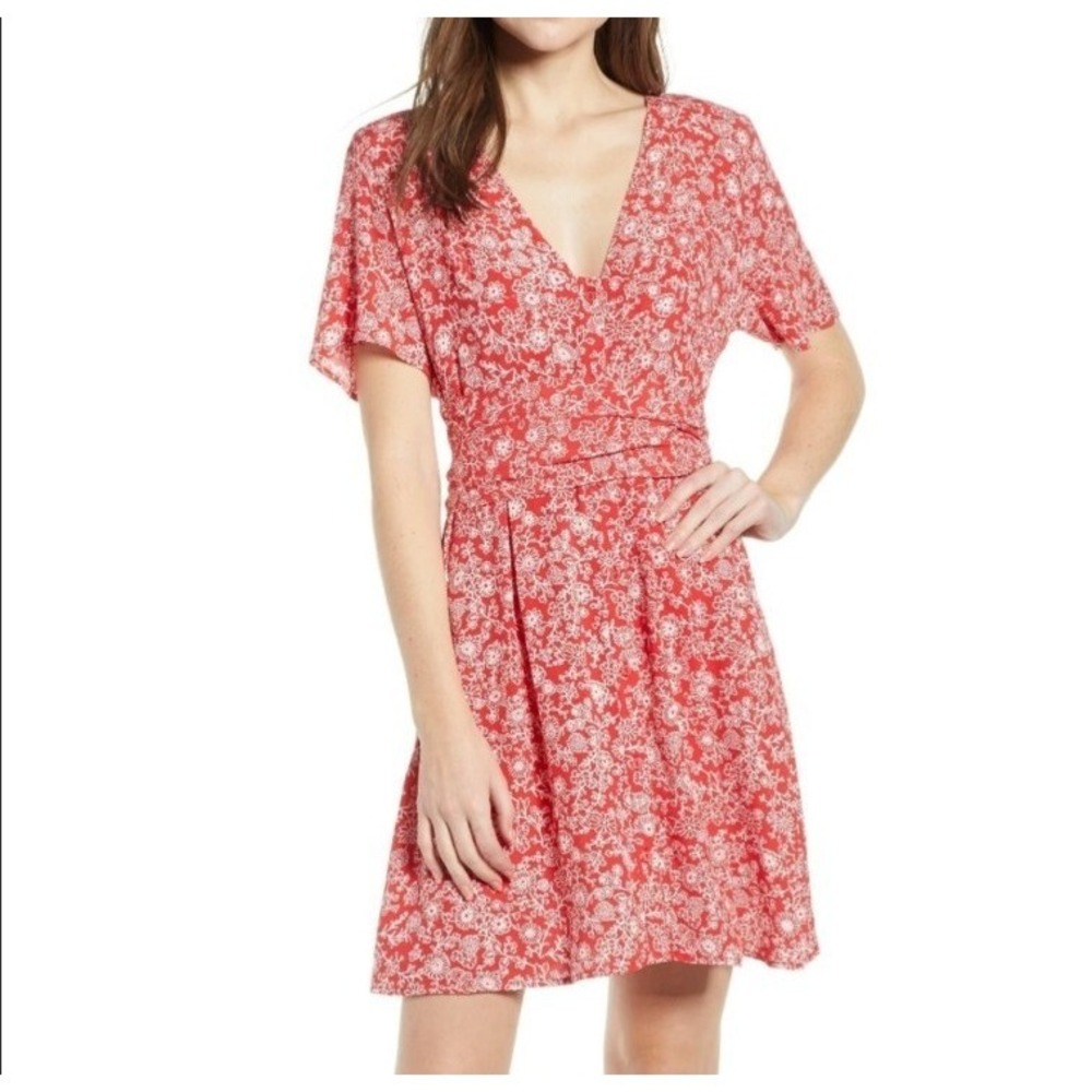 Hinge Women's M Boho Floral Red‎ Button Front A Line V Neck Dress Short Sleeve
